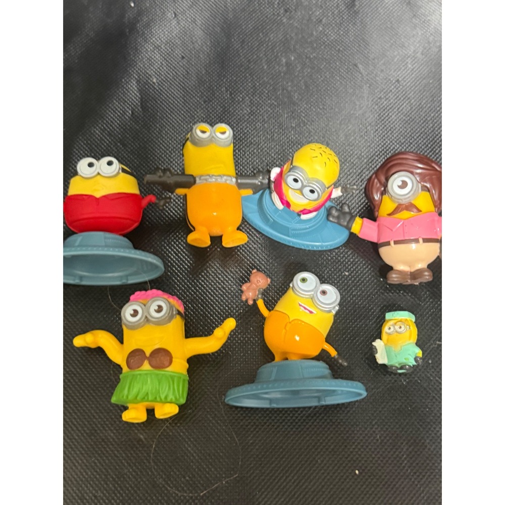 Despicable Me Minions Figure Lot 7pc Hula Disco Prisoner Movie Toys Multi
